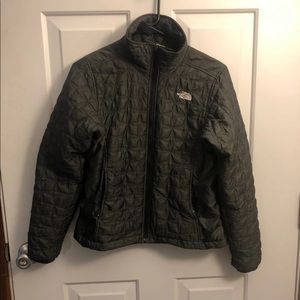 Excellent condition North Face Quilted Puffer